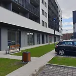 Q Amber - Klimatyzowane Przy Manufakturze Z Garazem Gratis, Fv Lodz