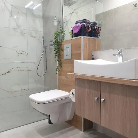 Q Amber - Klimatyzowane Przy Manufakturze Z Garazem Gratis, Fv Apartamento *