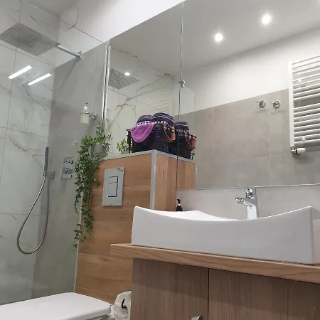 Q Amber - Klimatyzowane Przy Manufakturze Z Garazem Gratis, Fv Apartamento *