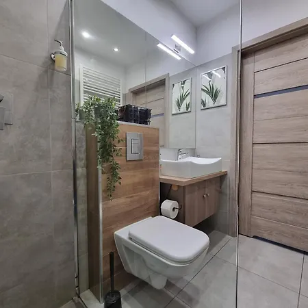 Q Apart Amber - Klimatyzowane Studio Przy Manufakturze Z Garazem Gratis, Fv Apartment