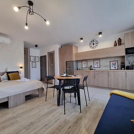 Q Amber - Klimatyzowane Przy Manufakturze Z Garazem Gratis, Fv Apartamento Łódź