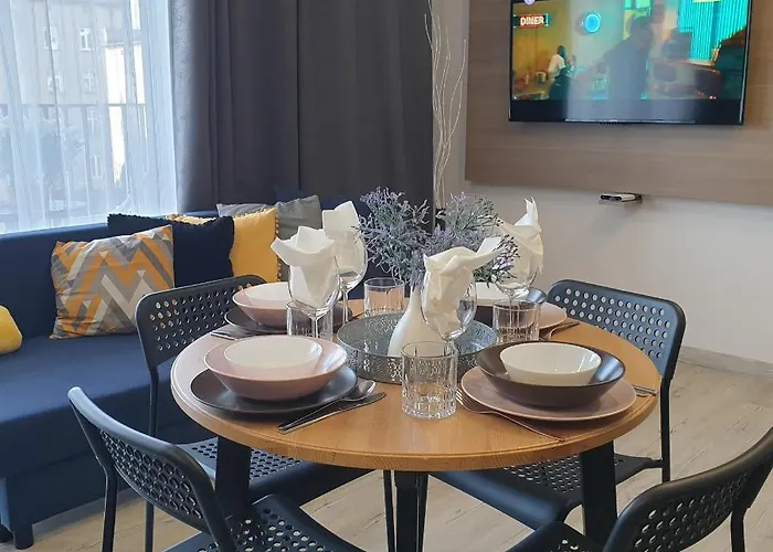 Q Amber - Klimatyzowane Przy Manufakturze Z Garazem Gratis, Fv Lodz